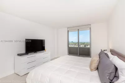 5555 Collins #9U, Miami Beach, FL 33140 - Photo 32