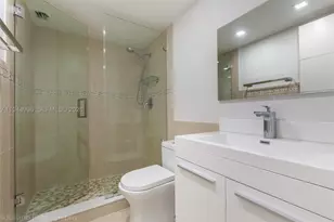 5555 Collins, Miami Beach, FL 33140 - Photo 18