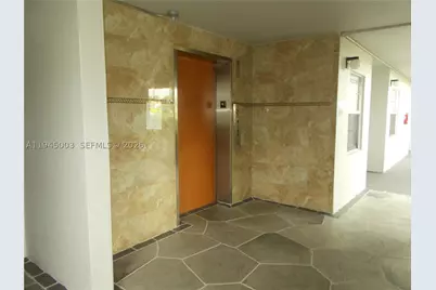 1400 SW 124th #205Q, Pembroke Pines, FL 33027 - Photo 8