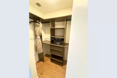 398 NE 5th #2114, Miami, FL 33132 - Photo 14