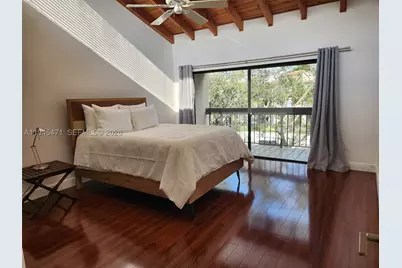 5201 Orduna #14, Coral Gables, FL 33146 - Photo 4