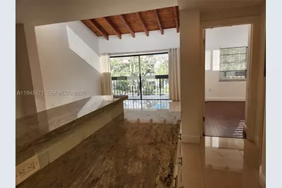 5201 Orduna #14, Coral Gables, FL 33146 - Photo 16