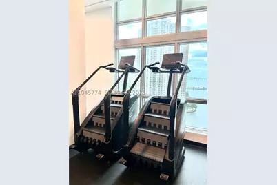 300 S Biscayne #T-1803, Miami, FL 33131 - Photo 8