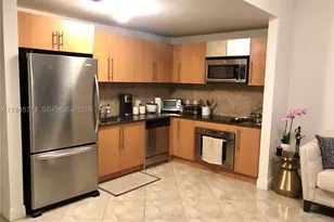 300 S Biscayne, Miami, FL 33131 - Photo 10