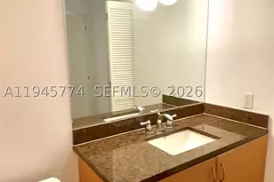 300 S Biscayne, Miami, FL 33131 - Photo 18