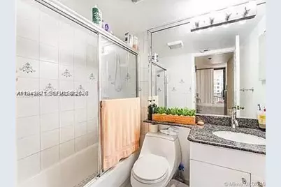 540 Brickell Key #603, Miami, FL 33131 - Photo 8