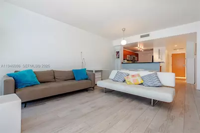253 NE 2nd #907, Miami, FL 33132 - Photo 2