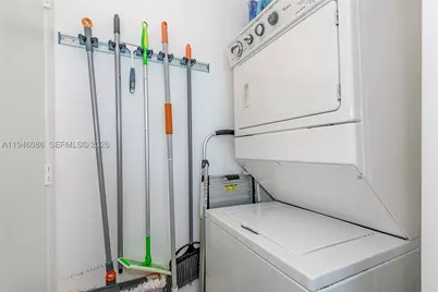 253 NE 2nd #907, Miami, FL 33132 - Photo 12