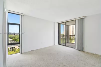 20100 W Country Club #1005, Aventura, FL 33180 - Photo 14