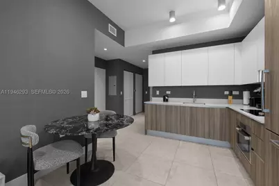 239 SW 9th #1604, Miami, FL 33130 - Photo 10