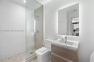 239 SW 9th, Miami, FL 33130 - Photo 18