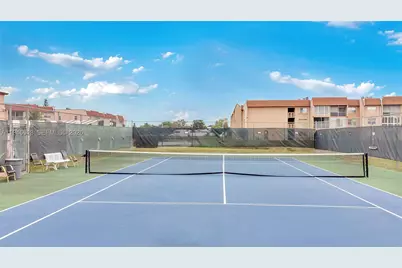 9721 Sunrise Lakes #201, Sunrise, FL 33322 - Photo 28