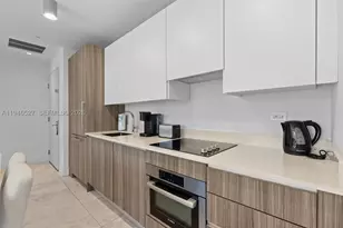 239 SW 9th, Miami, FL 33130 - Photo 8