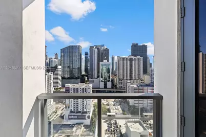 239 SW 9th #2304, Miami, FL 33130 - Photo 1