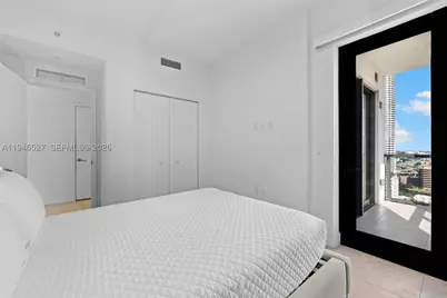 239 SW 9th #2304, Miami, FL 33130 - Photo 12
