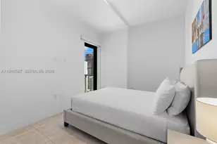 239 SW 9th, Miami, FL 33130 - Photo 10