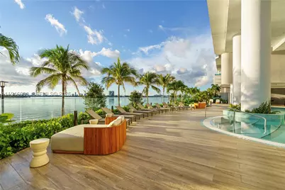 700 NE 24th #3202, Miami, FL 33137 - Photo 4
