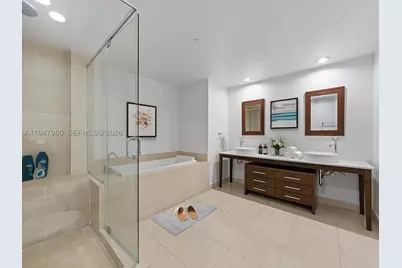 495 Brickell #1801, Miami, FL 33131 - Photo 6