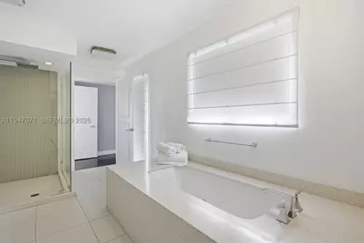 1250 Ocean #PH1, Miami Beach, FL 33139 - Photo 20