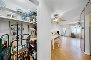 15600 NE 6th, Miami, FL 33162 - Photo 10