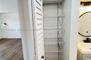 8425 NW 8th, Miami, FL 33126 - Photo 8