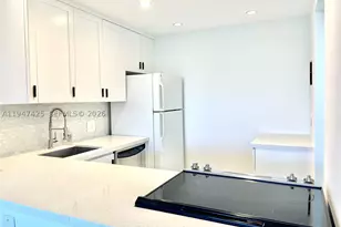 20335 W Country Club, Aventura, FL 33180 - Photo 12