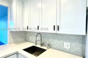 20335 W Country Club, Aventura, FL 33180 - Photo 8