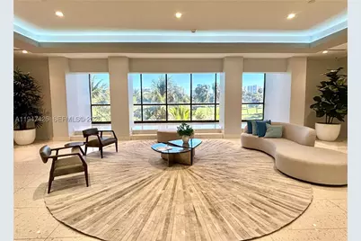 20335 W Country Club #405, Aventura, FL 33180 - Photo 2