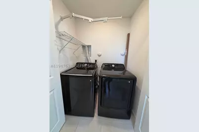 909 NE 211th, Miami, FL 33179 - Photo 36