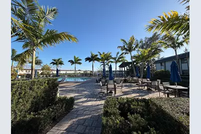 909 NE 211th, Miami, FL 33179 - Photo 44