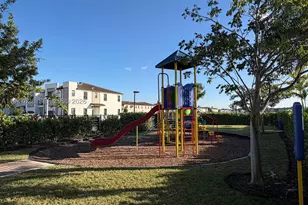909 NE 211th, Miami, FL 33179 - Photo 46