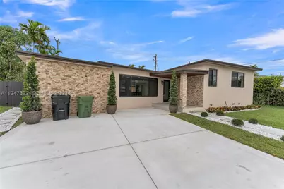 141 NE 122nd, North Miami, FL 33161 - Photo 2