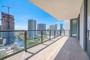 68 SE 6th, Miami, FL 33131 - Photo 16