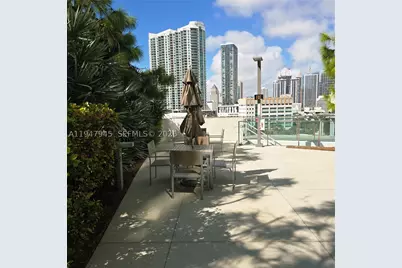 68 SE 6th #2110, Miami, FL 33131 - Photo 36