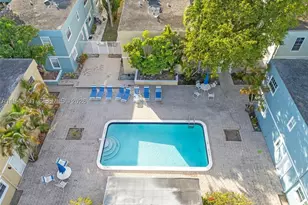 320 SE 10th, Pompano Beach, FL 33060 - Photo 2