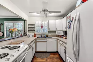 320 SE 10th, Pompano Beach, FL 33060 - Photo 10