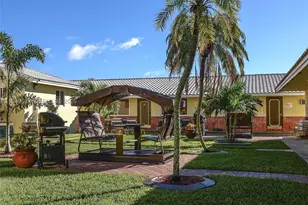1748 Rodman, Hollywood, FL 33020 - Photo 8