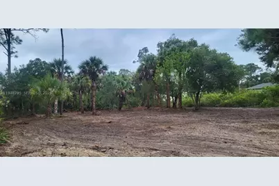 315 Ivanhoe, Labelle, FL 33935 - Photo 1