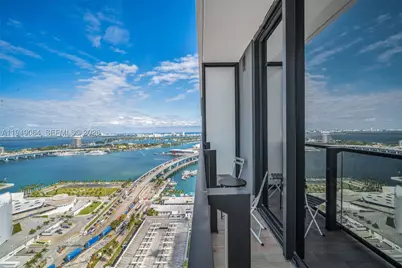 398 NE 5th #3207, Miami, FL 33132 - Photo 16