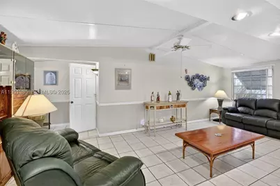 3033 Lakeshore, Dania Beach, FL 33312 - Photo 20