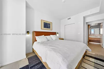 11 NE 6 #3210, Miami, FL 33132 - Photo 10