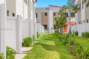1001 NE 58th, Oakland Park, FL 33334 - Photo 42