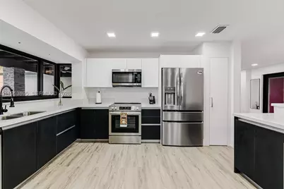 10870 SW 106th, Miami, FL 33176 - Photo 6