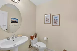 16135 Emerald Estates, Weston, FL 33331 - Photo 28