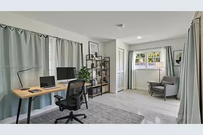 1311 Pierce, Hollywood, FL 33019 - Photo 18