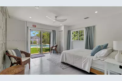 1311 Pierce, Hollywood, FL 33019 - Photo 24