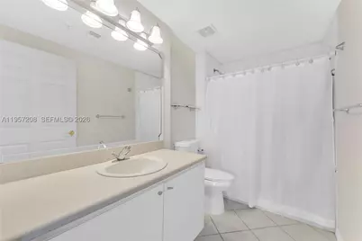 3500 Coral #710, Miami, FL 33145 - Photo 20