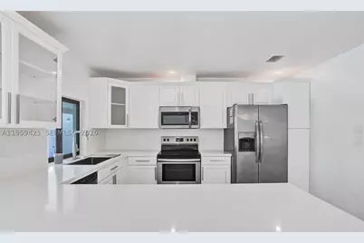 16653 Golfview, Weston, FL 33326 - Photo 18