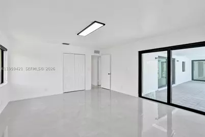 16653 Golfview, Weston, FL 33326 - Photo 32