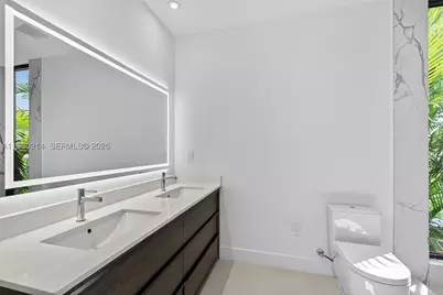 620 Solar Isle, Fort Lauderdale, FL 33301 - Photo 68